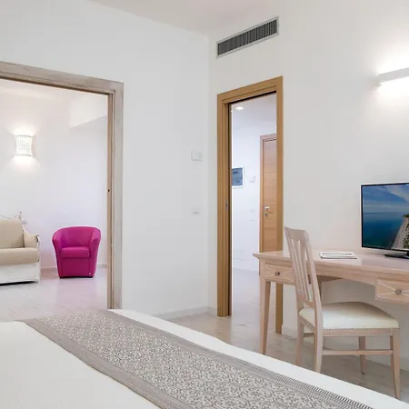 佛拉明哥酒店 4*