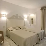Flamingo 4*