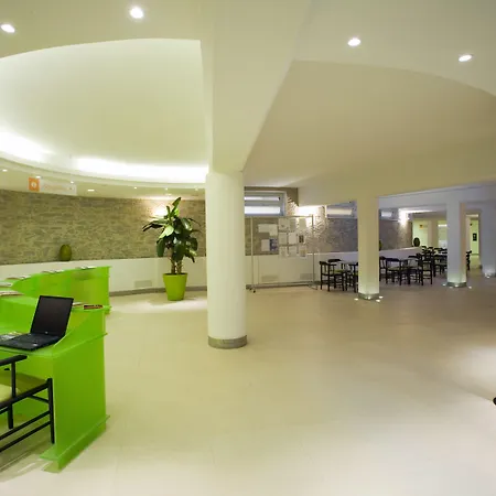 Flamingo Hotell