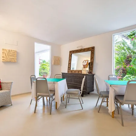 Flamingo 4* Santa Margherita di Pula