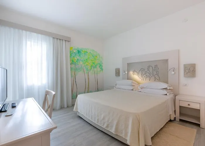 Отель Flamingo Санта-Маргерита-ди-Пула