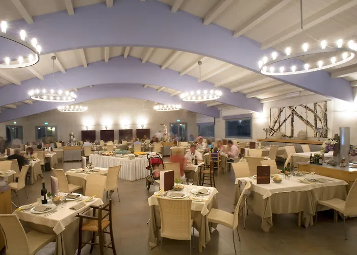 Flamingo Отель Санта-Маргерита-ди-Пула